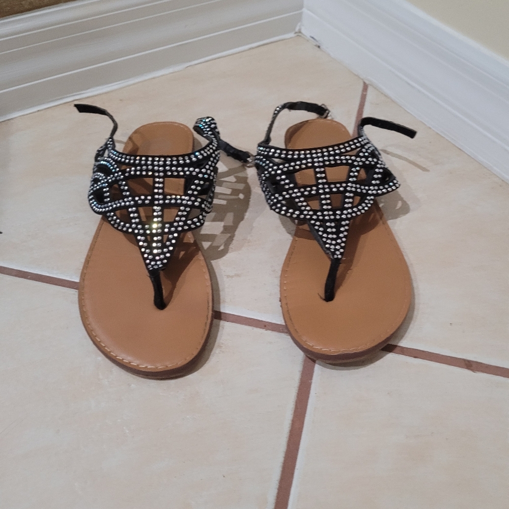 Wonder Nation Black and Tan Sandals with Houndstooth Bows